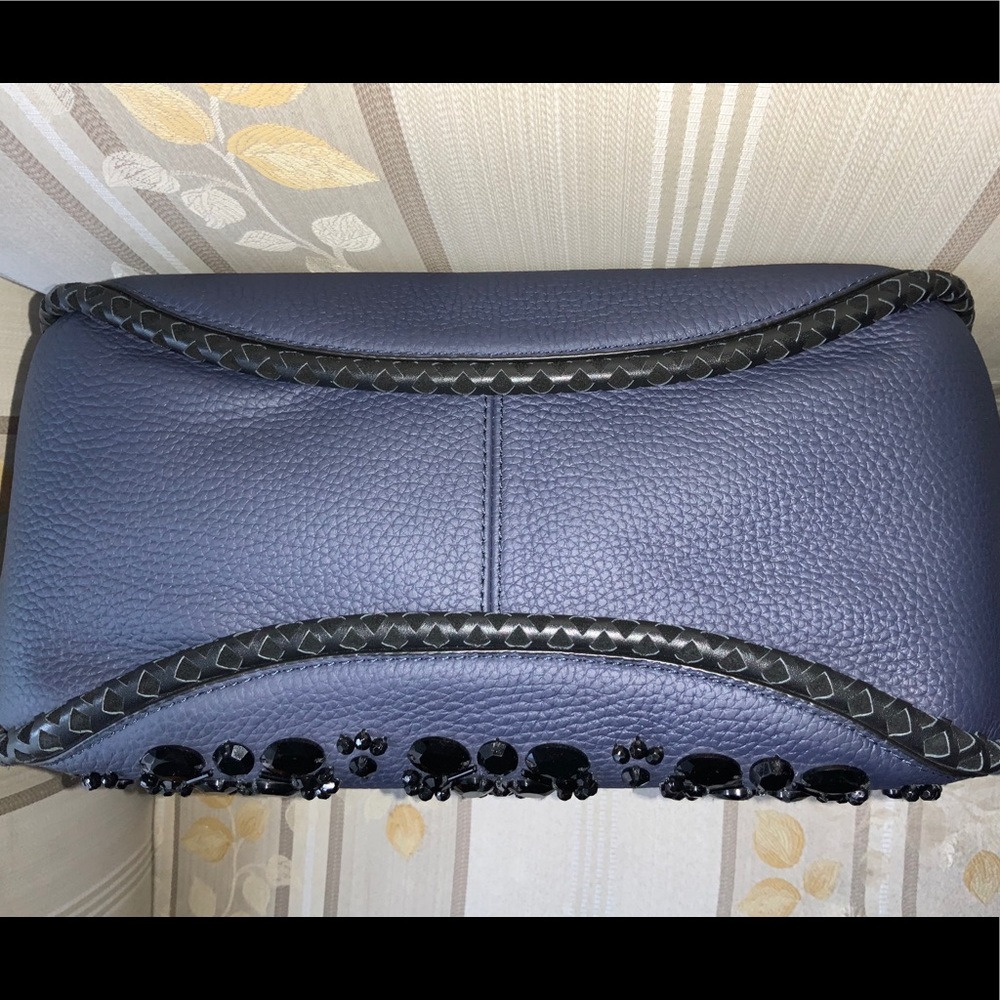 ♠️kate spade Lg Leather Tote w/ wallet♠️. EUC - Picture 7 of 10